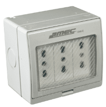 TOMACORRIENTE TRIPLE BIPASO 10/16A HIDROBOX MEC