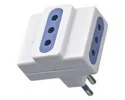 ADAPTADOR TRIPLE 10A, 250V, 2P+T, BLANCO LEXO